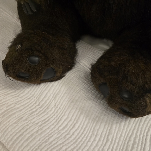 Very large realistic bear plush - Picture 4 of 5